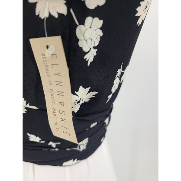 New Flynn Skye Thats a Wrap Crop Top Flutter Womens XS Black White Floral Rayon - Picture 3 of 6